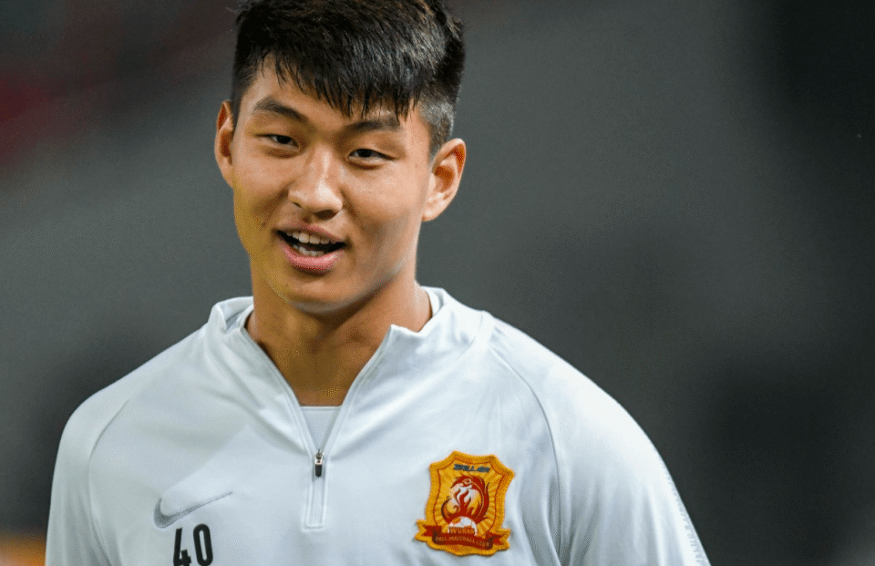 转会期上海海港遗憾出局——葡超节点到来，媒体盛赞，心理建设被强调的简单介绍